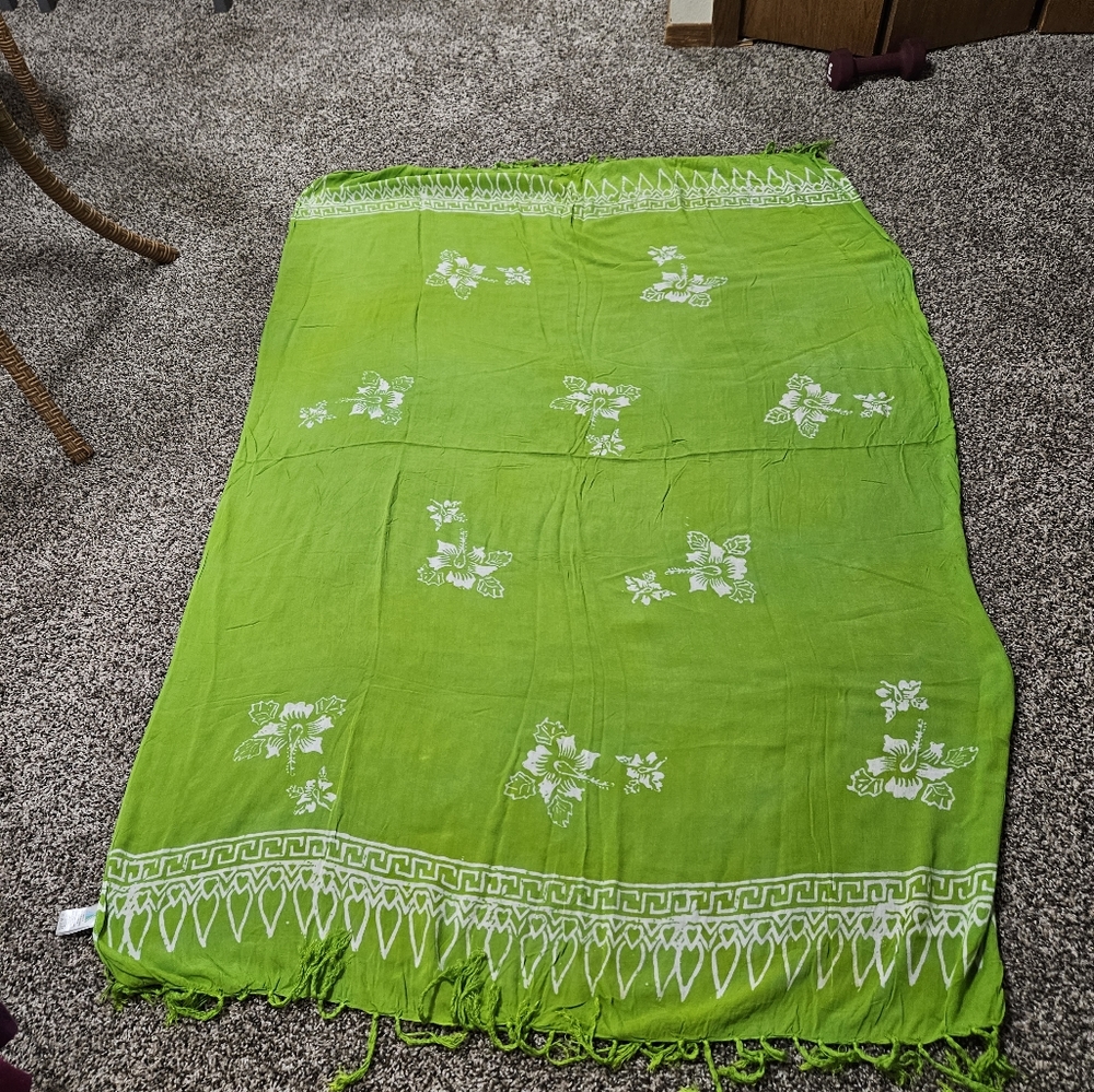Sarong, Tapestry, Shawl or Wall Hanging. Pink & Blue. 62"×40". Looks great wit